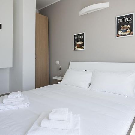Italianway-Sammartini Apartamento Milão Exterior foto